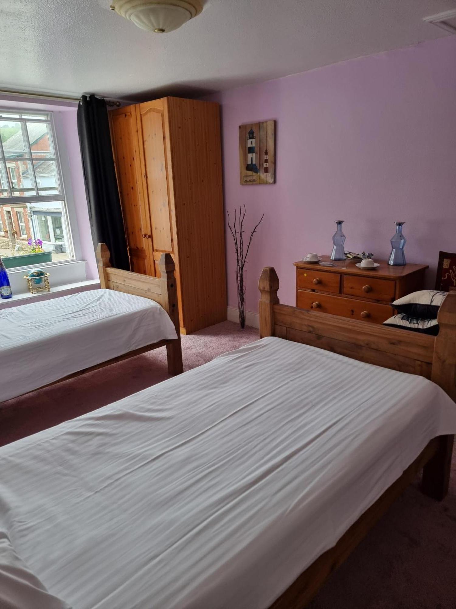 King'S Arms Hotell Lostwithiel Rum bild
